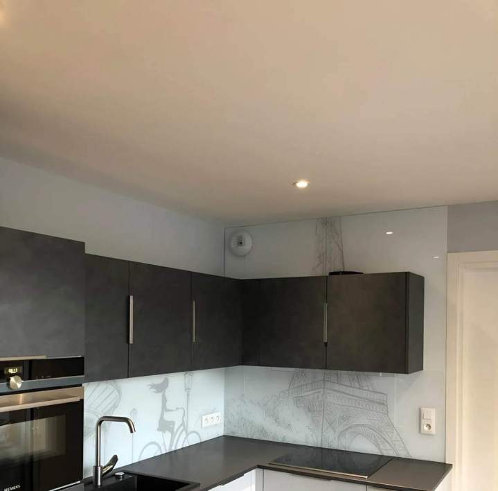 Pare-dos mural en verre Épinal